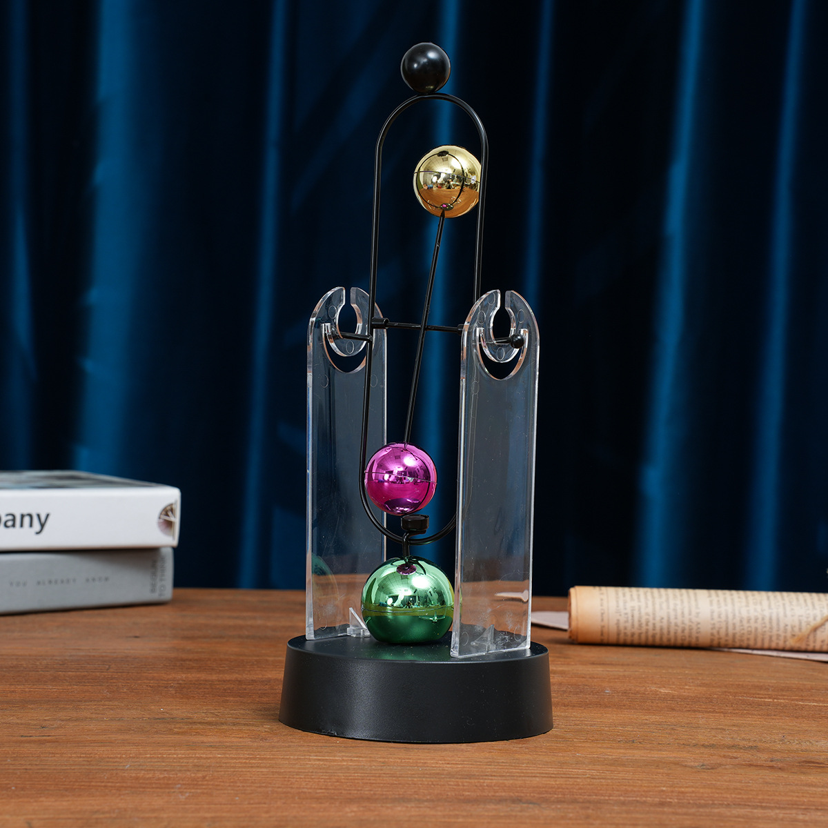 ニュートンの振り子永久運動装飾品 モダンミニマリストホームオ - Solar System Orrery のレビューと価格